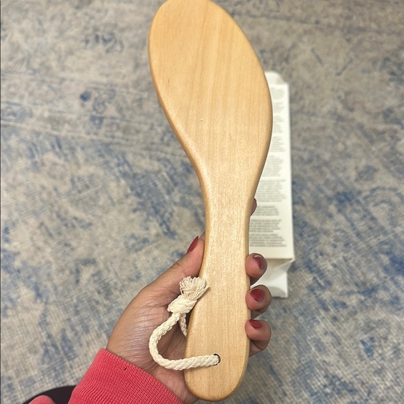 Goop Beauty G.Tox Ultimate Dry Brush - Picture 4 of 4